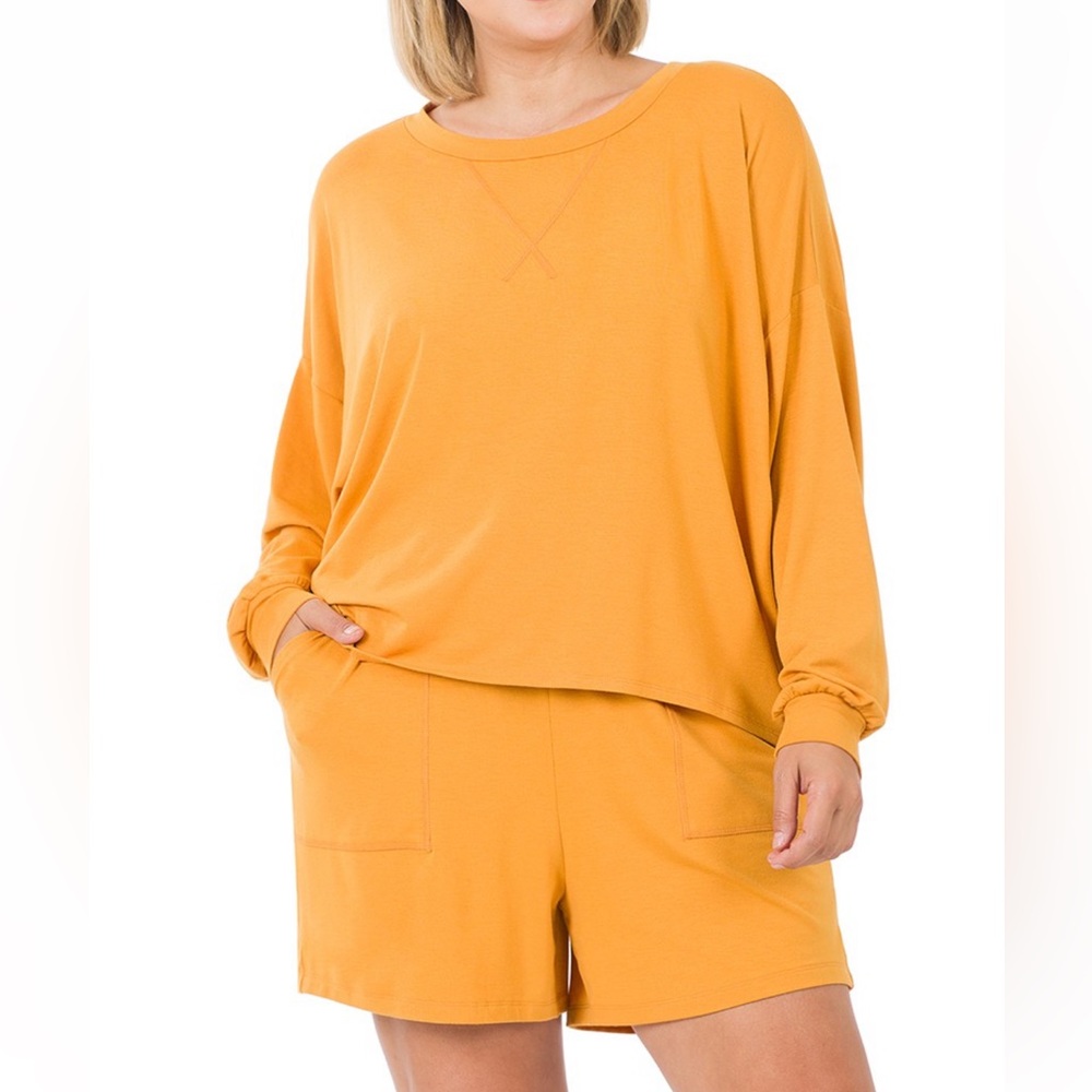 Relaxed Women's Long Sleeve Top and Shorts Set in Mustard